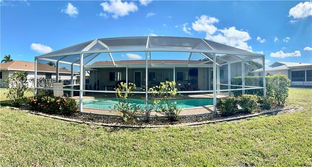 1406 S Larkwood SQ, Fort Myers, FL 33919