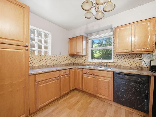 6434 N Kimball Avenue, Lincolnwood, IL 60712