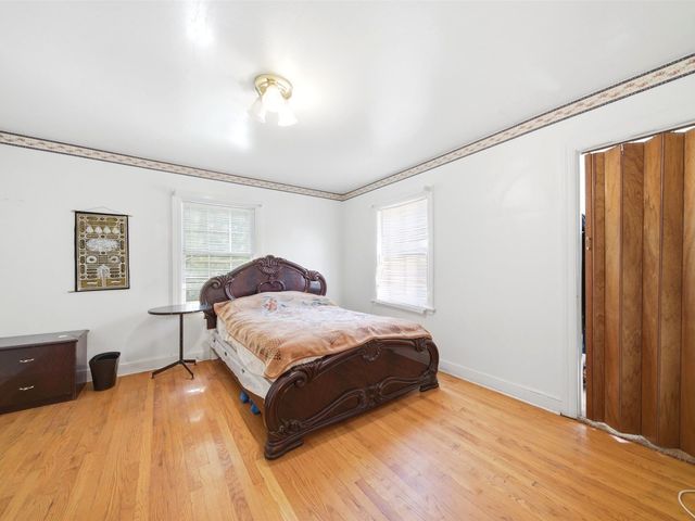 6434 N Kimball Avenue, Lincolnwood, IL 60712