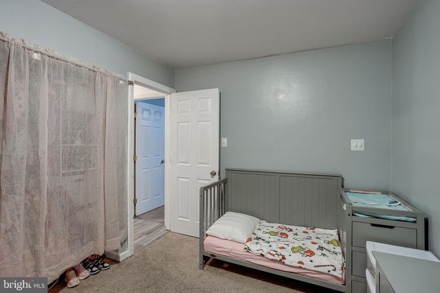 53 DELAWARE AVE, Sicklerville, NJ 08081