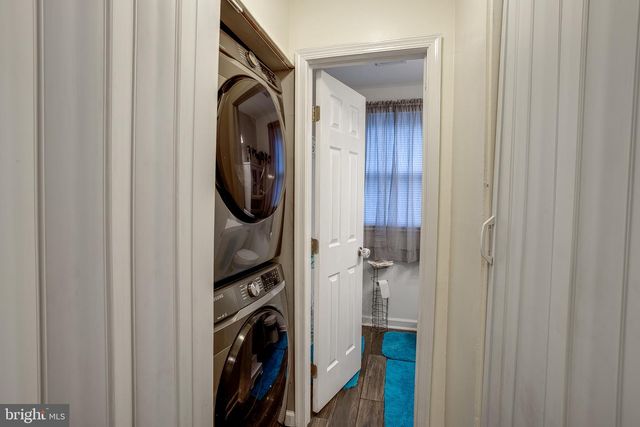 53 DELAWARE AVE, Sicklerville, NJ 08081