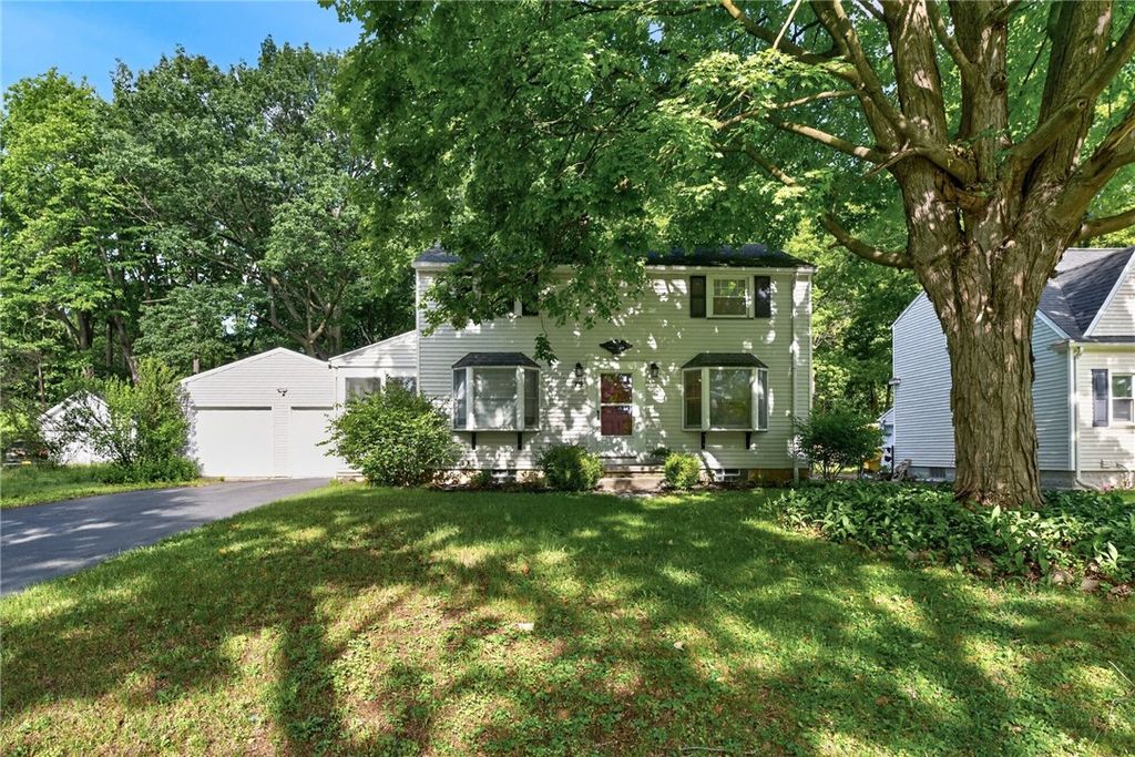 79 Lettington Avenue, Gates, NY 14624