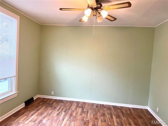 4159 Schiller Place, St Louis, MO 63116