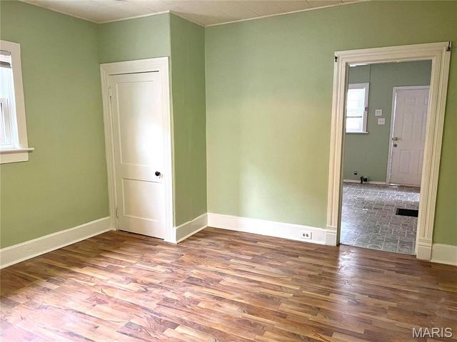 4159 Schiller Place, St Louis, MO 63116