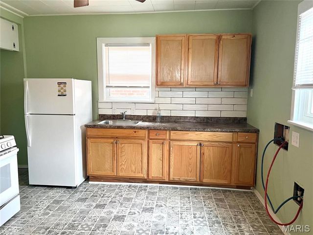 4159 Schiller Place, St Louis, MO 63116