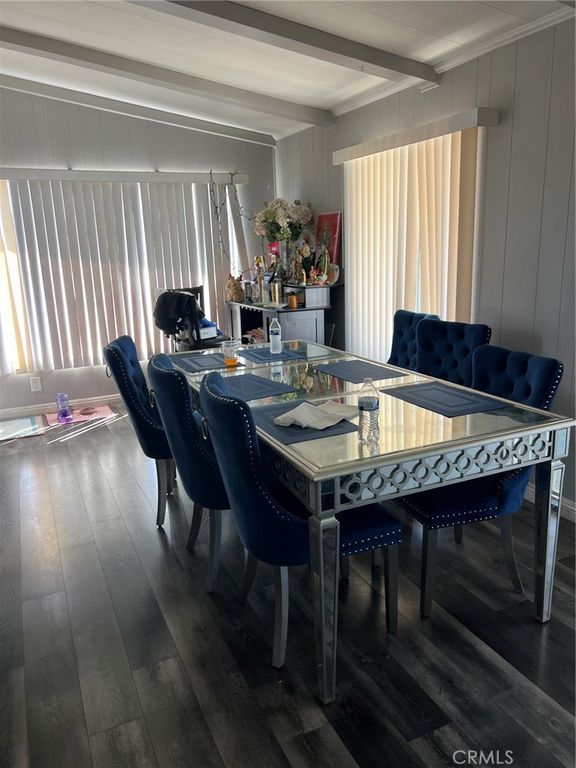 Image 11 of property listing at 3595 Santa Fe 239, Long Beach, CA 90810