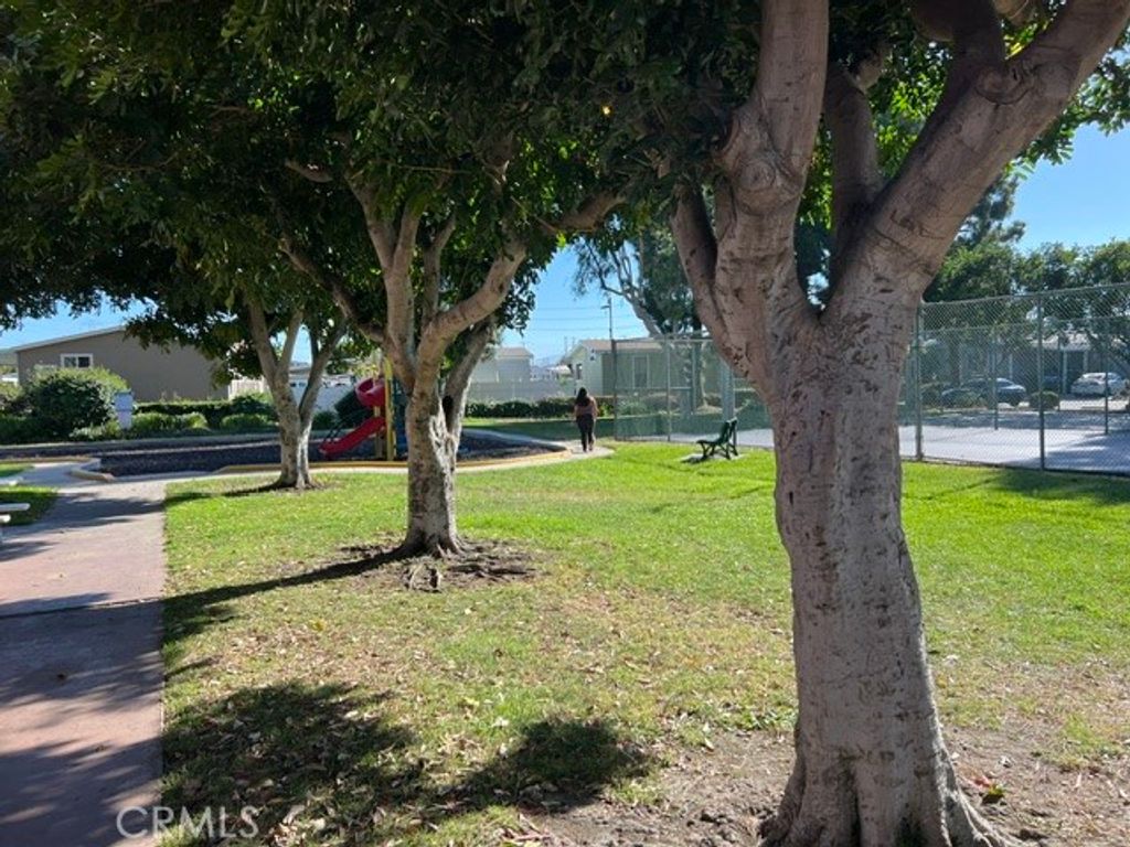 Image 16 of property listing at 3595 Santa Fe 239, Long Beach, CA 90810