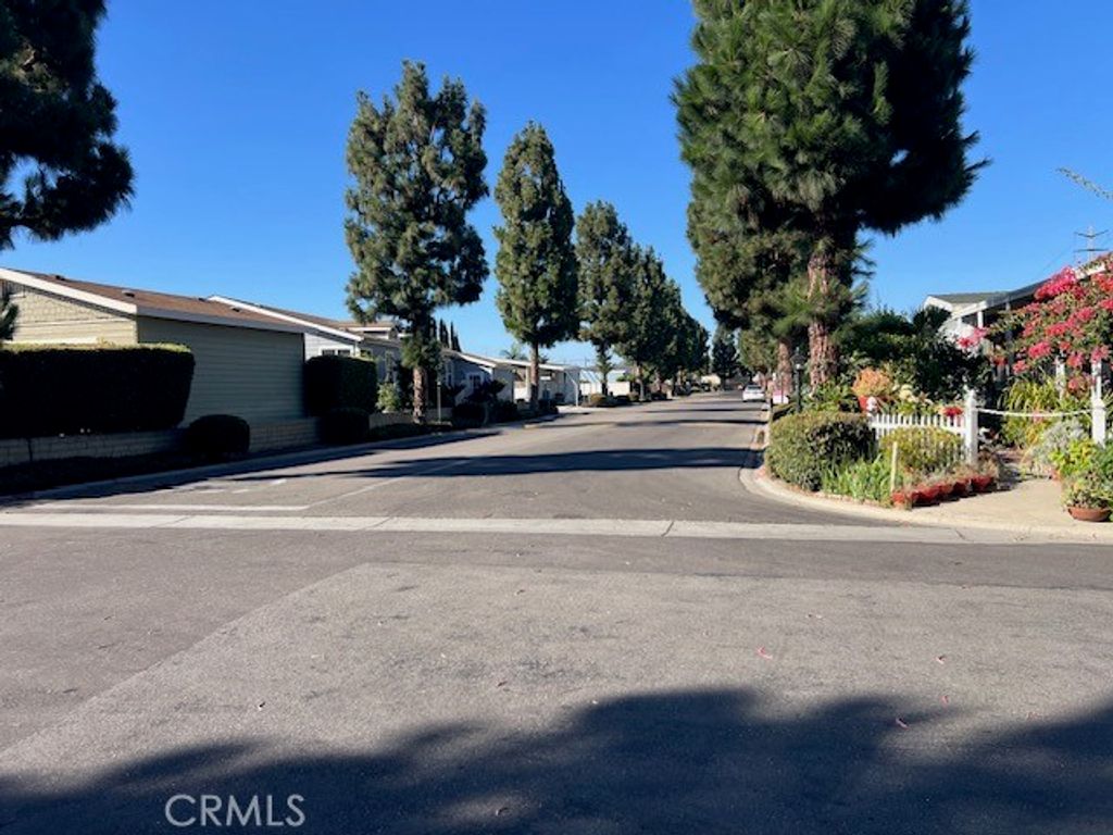 Image 26 of property listing at 3595 Santa Fe 239, Long Beach, CA 90810