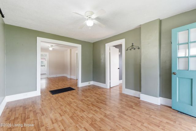 111 E Southern Heights Ave, Louisville, KY 40214
