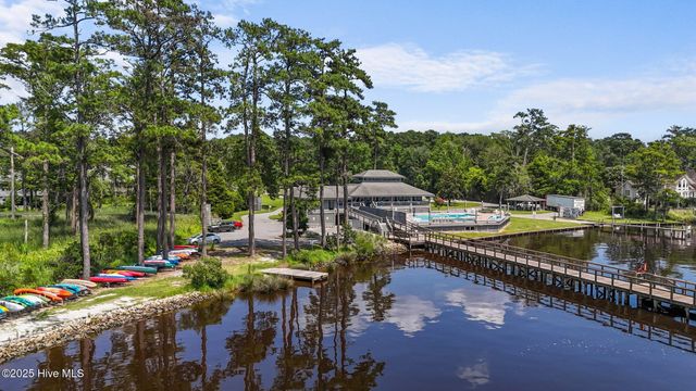 600 Pamlico River Drive, Washington, NC 27889
