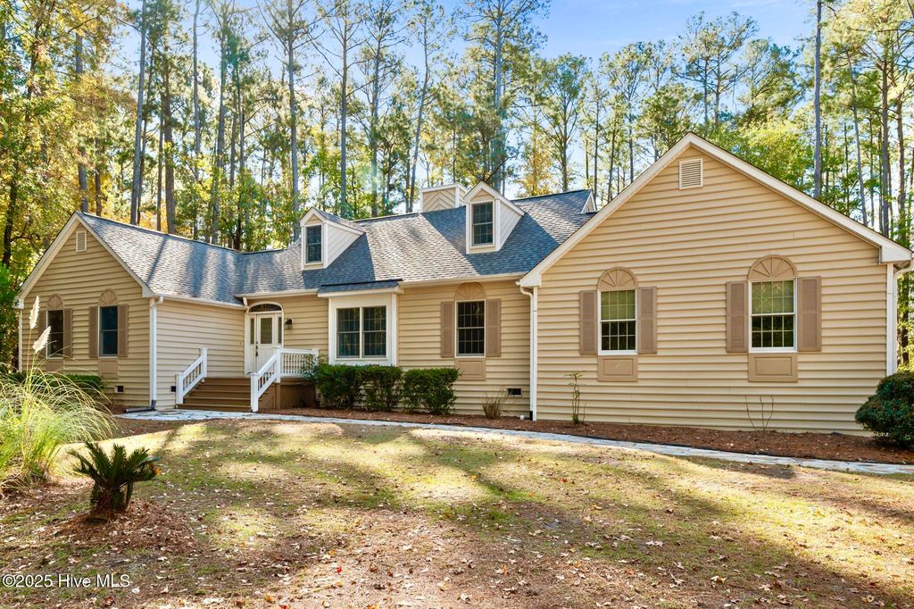 600 Pamlico River Drive, Washington, NC 27889