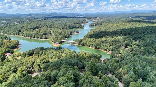 103 M And M Place, Blairsville, GA 30512