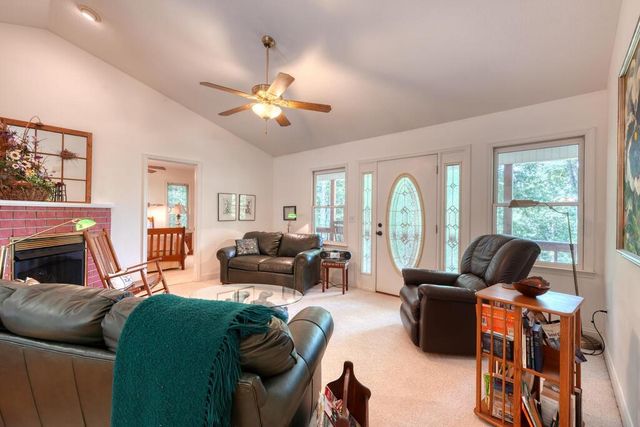 103 M And M Place, Blairsville, GA 30512