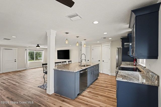 1280 N Jimmy Buffett Memorial Highway C, Satellite Beach, FL 32937