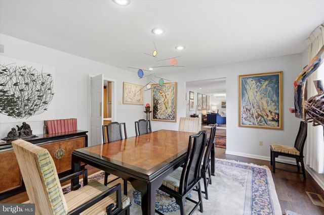 2045 WALLER DR, Huntingdon Valley, PA 19006