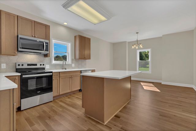 3525 Greystone Dr, Spring Hill, TN 37174