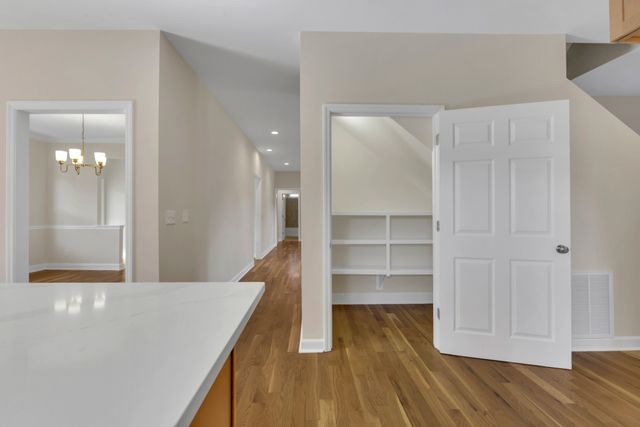 3525 Greystone Dr, Spring Hill, TN 37174