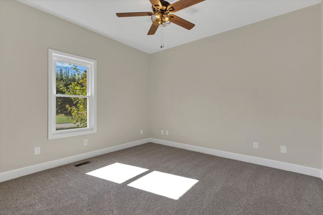 3525 Greystone Dr, Spring Hill, TN 37174