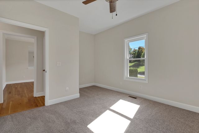 3525 Greystone Dr, Spring Hill, TN 37174