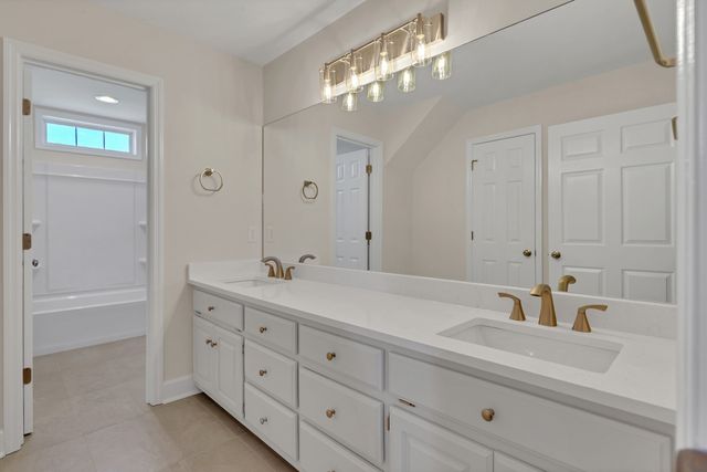 3525 Greystone Dr, Spring Hill, TN 37174