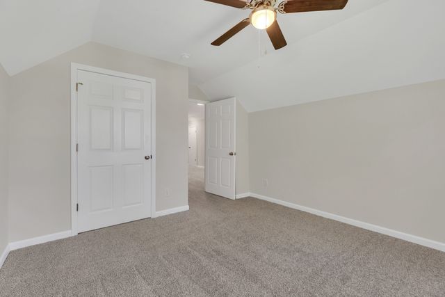 3525 Greystone Dr, Spring Hill, TN 37174