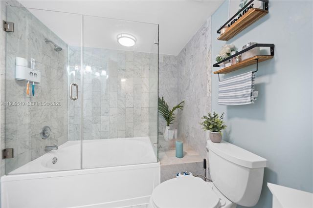 10206 SW 77th Ct, Miami, FL 33156