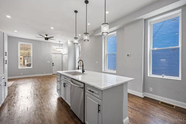 1769 Westwood Avenue, Cincinnati, OH 45214