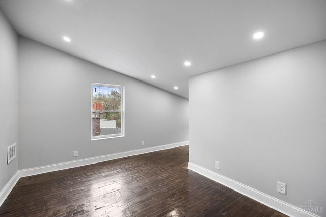 1769 Westwood Avenue, Cincinnati, OH 45214