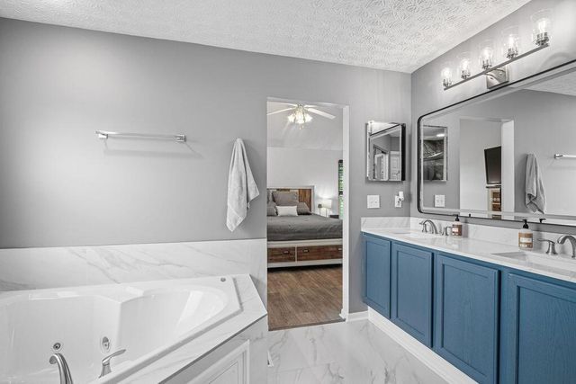 2756 Skelton Lane, Blacklick, OH 43004