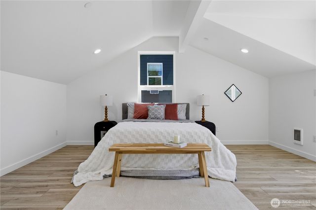 16616 NE 85th St, Redmond, WA 98052