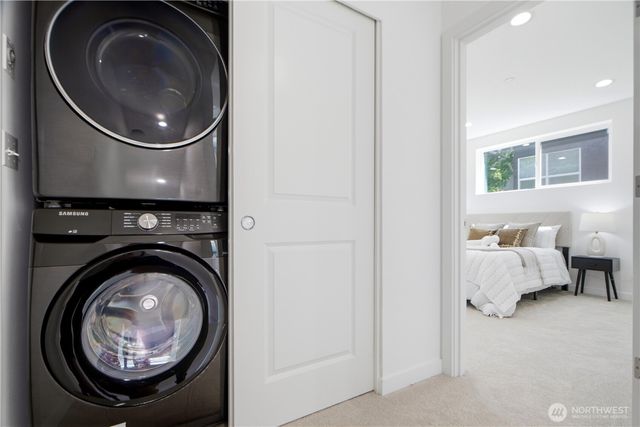 16616 NE 85th St, Redmond, WA 98052