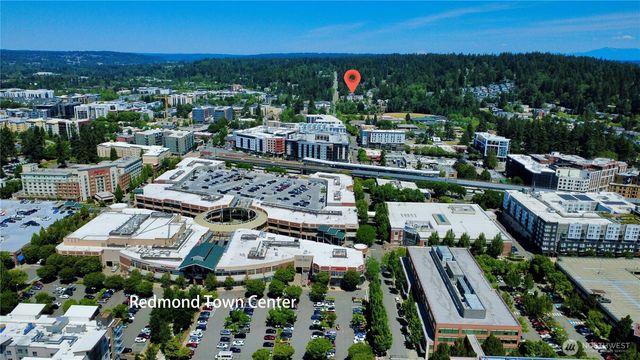 16616 NE 85th St, Redmond, WA 98052