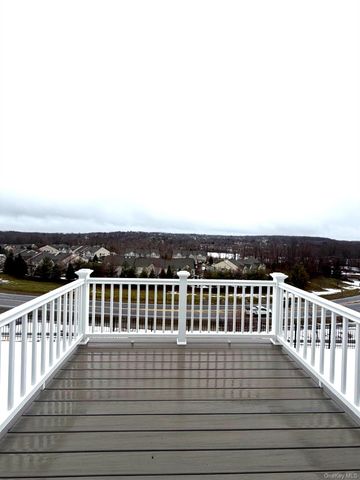 5125 Teaberry Lane 7, Fishkill, NY 12524