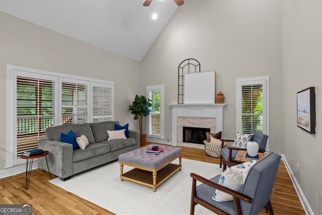 2266 Scotts Parkway, Marietta, GA 30062