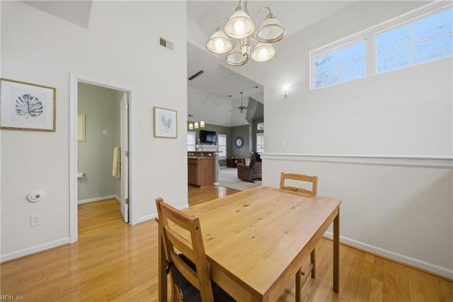 427 Fountain DR, Virginia Beach, VA 23454