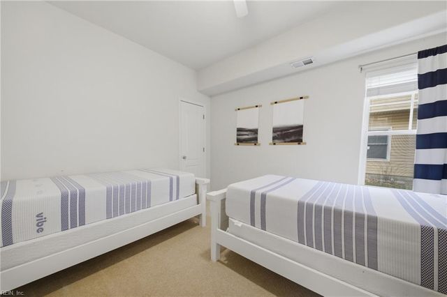 427 Fountain DR, Virginia Beach, VA 23454