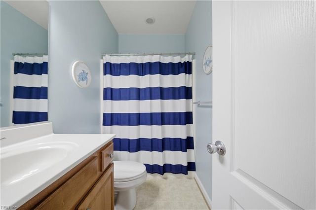 427 Fountain DR, Virginia Beach, VA 23454