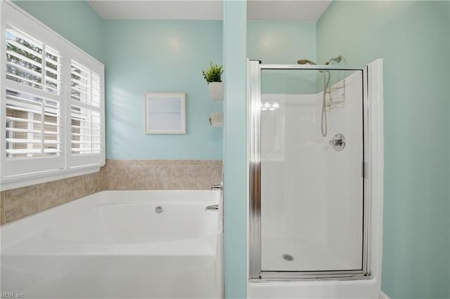 427 Fountain DR, Virginia Beach, VA 23454