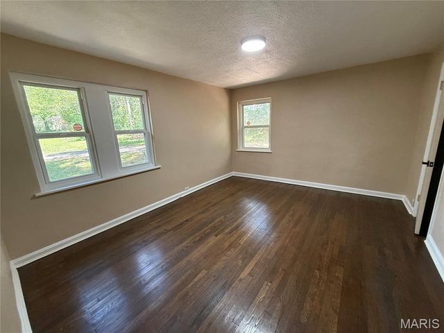 1911 Redman Road, St Louis, MO 63138