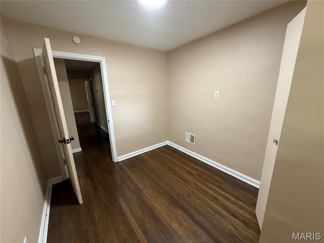 1911 Redman Road, St Louis, MO 63138