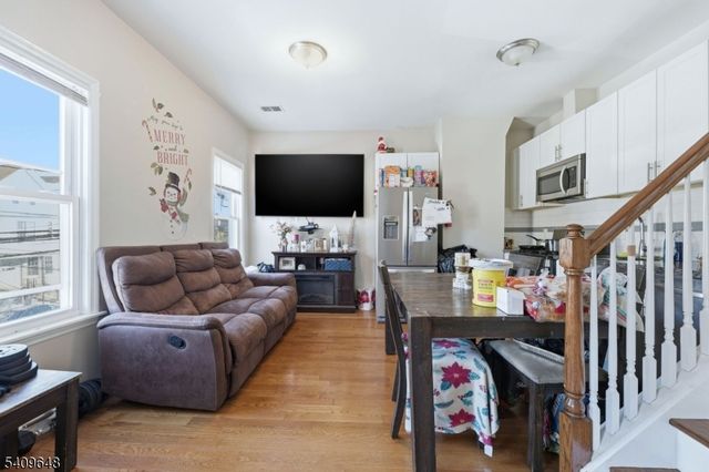 314 7Th Ave W, Newark City, NJ 07107