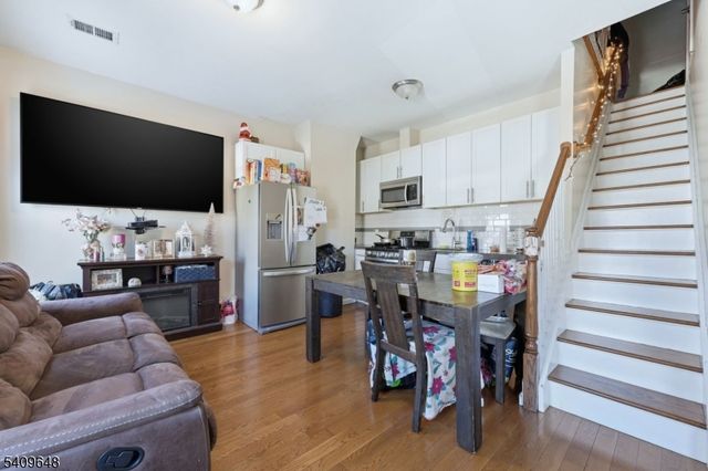 314 7Th Ave W, Newark City, NJ 07107