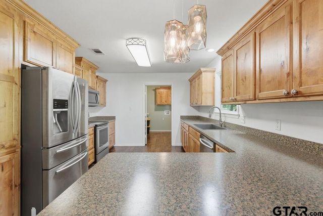 85 SE CR 4305, Scroggins, TX 75480