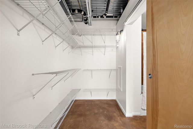 333 E Parent Avenue 40, Royal Oak, MI 48067