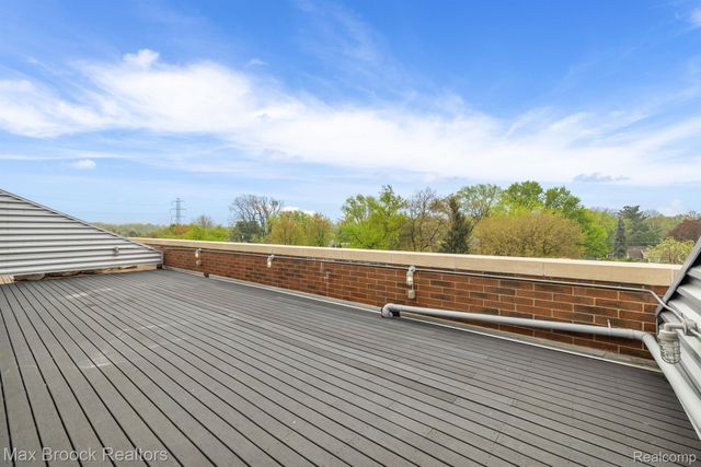 333 E Parent Avenue 40, Royal Oak, MI 48067