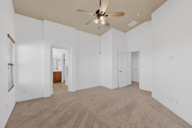 6900 Vista Del Sol Drive NW, Albuquerque, NM 87120