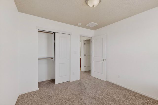 6900 Vista Del Sol Drive NW, Albuquerque, NM 87120