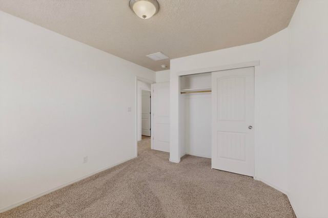 6900 Vista Del Sol Drive NW, Albuquerque, NM 87120