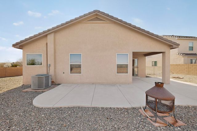 6900 Vista Del Sol Drive NW, Albuquerque, NM 87120