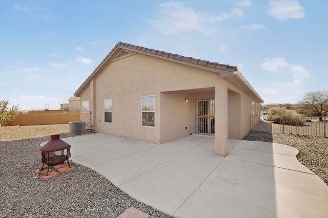 6900 Vista Del Sol Drive NW, Albuquerque, NM 87120